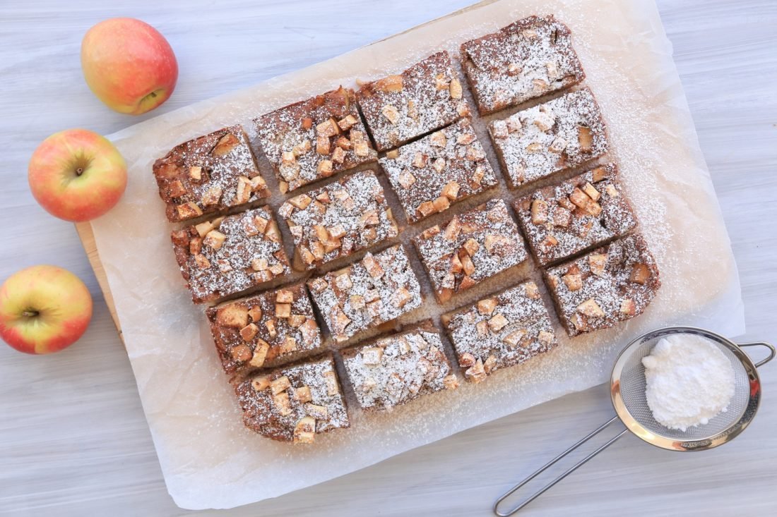 Apple Cinnamon Squares