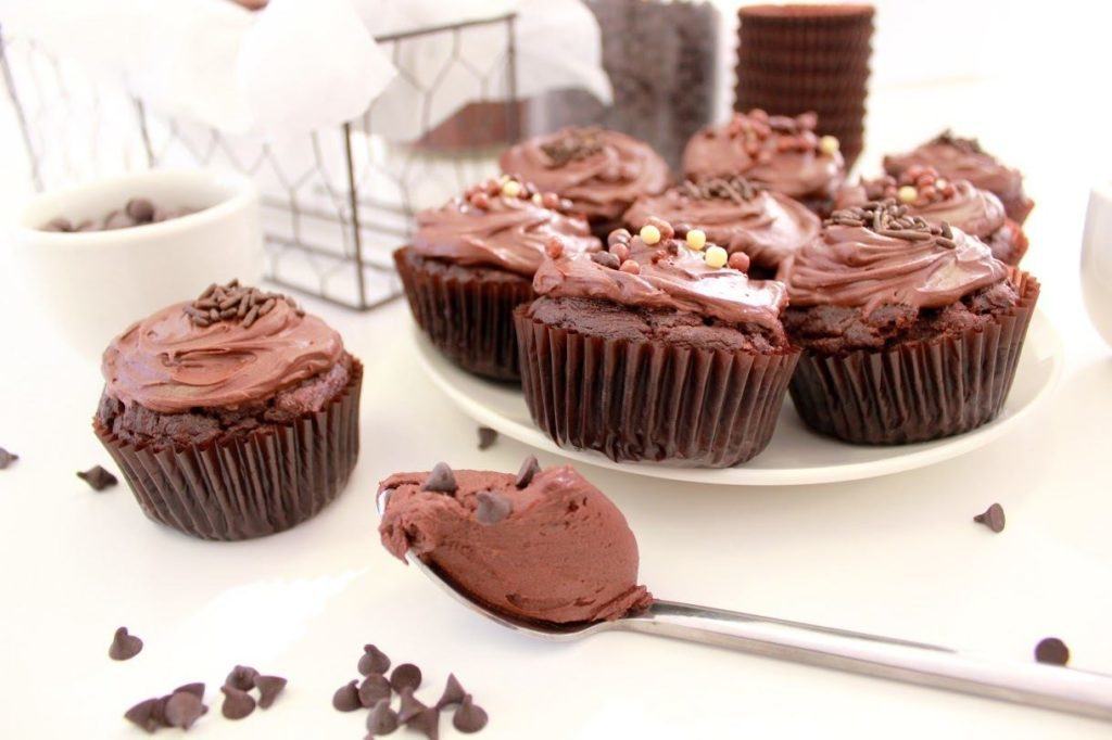 Easy Low Carb Chocolate Icing - PBCo.