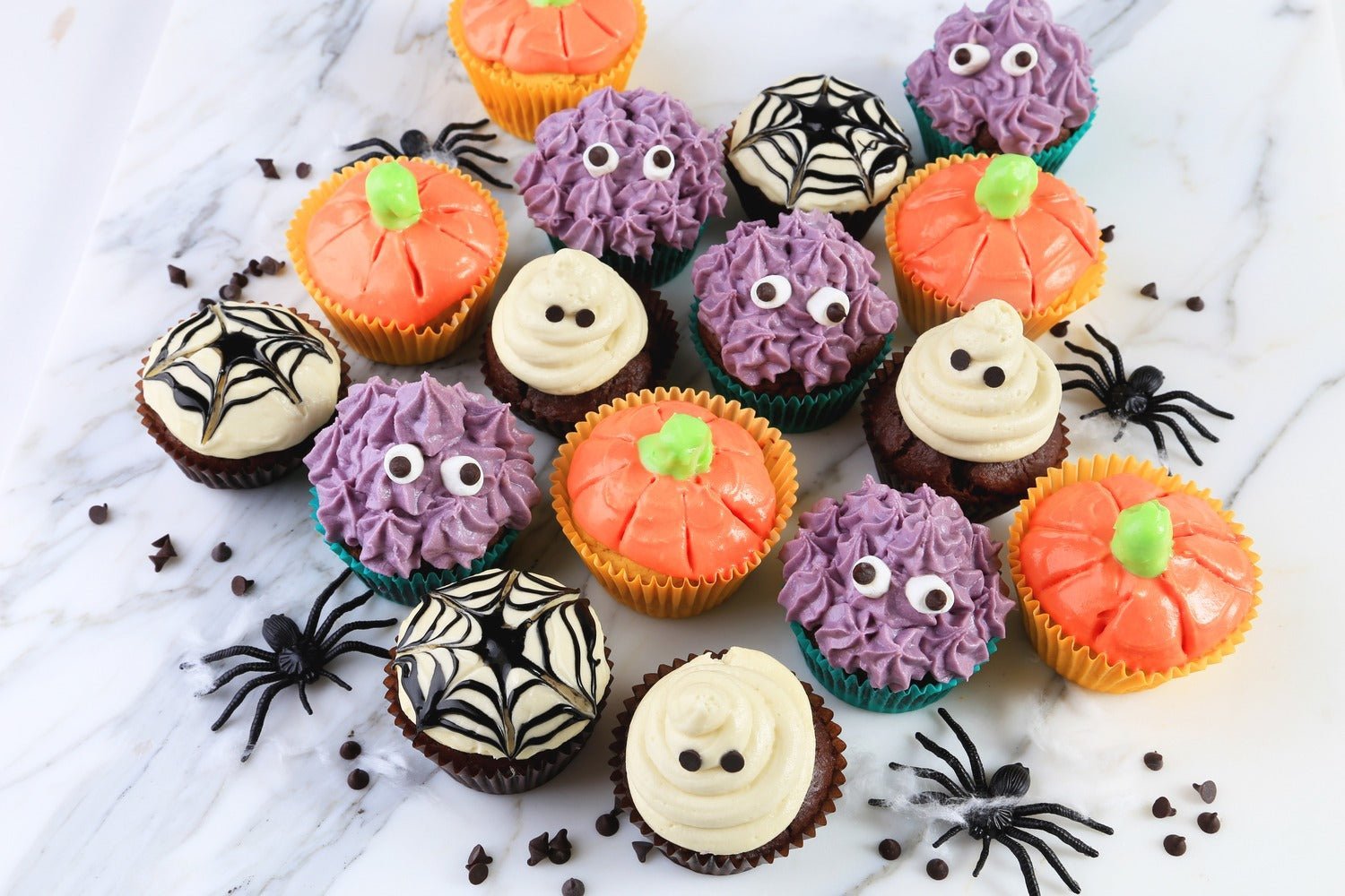 FUN Halloween Cupcakes! - PBCo.