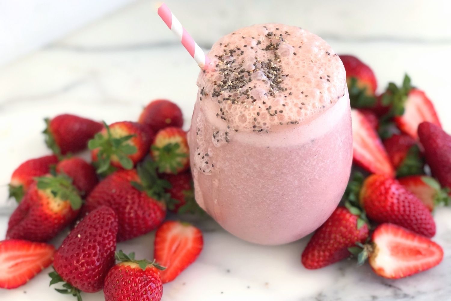 Strawberry Chia Smoothie - PBCo.